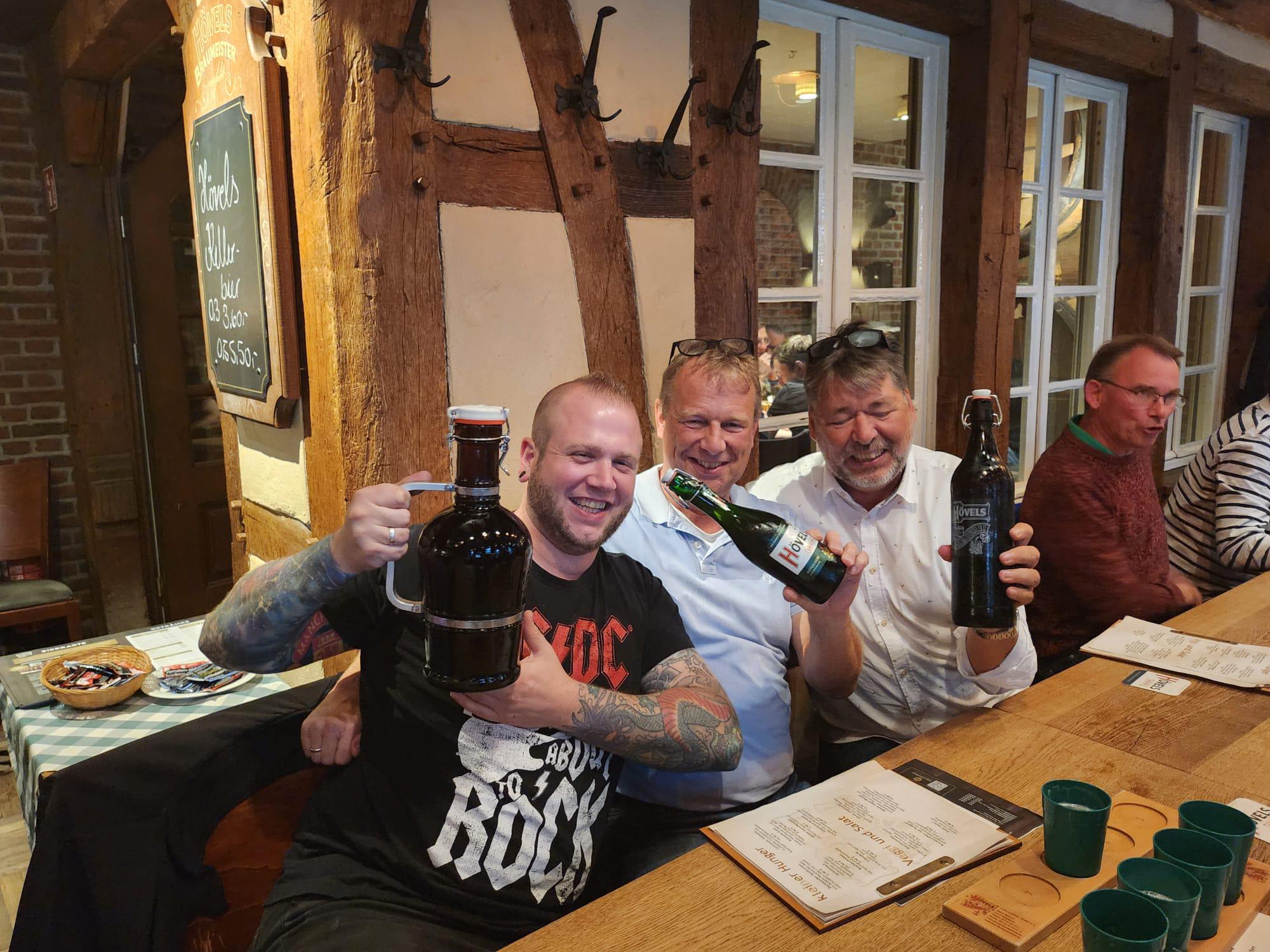 Alle Biere richtig erkannt haben alle. Aber es musste Sieger geben.